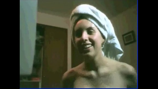 Teen never shown boobs on cam... until now