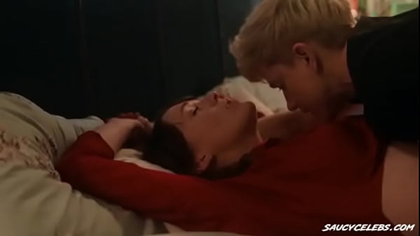 MAE MARTIN AND CHARLOTTE RICHIE NETLFIX SEX SCENE  