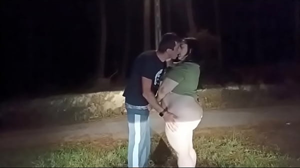 Follando en el camino