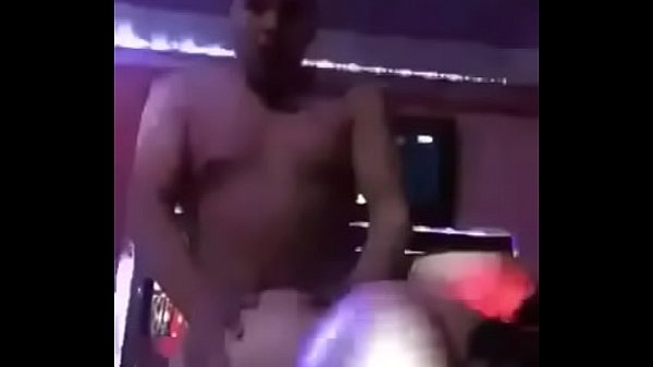 El alcalde de Zunil teniendo sexo