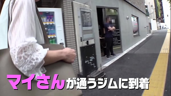 パート1〈意識高い系キャリア妻&rarr;発情メス化まっしぐら！竿も玉も全てしゃぶり尽くす！！〉仕事と家事を両立させる完璧妻！ジムで鍛えられたスタイル抜群、極スリムBODY！欲求不満爆発！発情メスに豹変まっしぐら！快楽貪る腰振りが止まらない生ハメ交尾！全身オイルまみれでヌルヌルSEX！中出し&ぶっかけ4連発！！！  