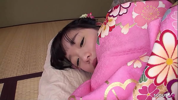 Japanese Petite traditional Geisha seduce to First Time Old Young Creampie Fuck in Uncensored JAV Casting