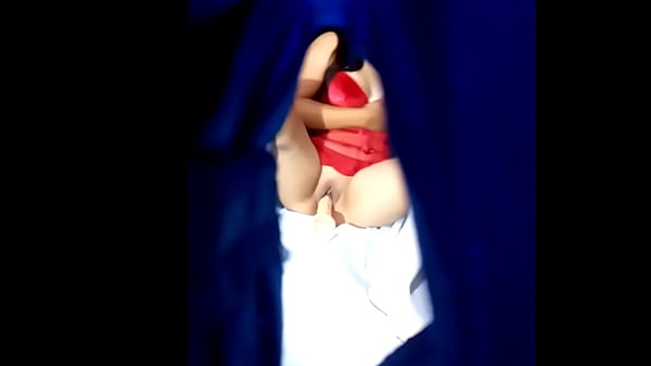 Mi Joven Vecina GRITANDO, cre&iacute; que le pasaba algo, Me asome y &iexcl;Oh SORPRESA! Las ganas eran MUCHAS al parecer, MORRA GRITONA GIME y GIME , que buena esta la condenada chamaca.