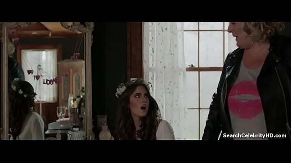 Lena Dunham Zosia Mamet in Girls 2012-2016