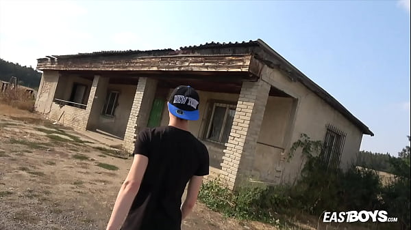 Sometimes hitchhiking can be eventful experience, as it was for Nick Danner, who became our model in this latest video.