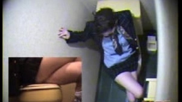 Japanese girl masurbiruet feet