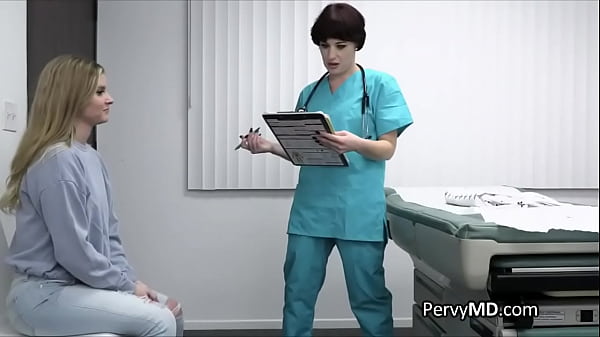 Wild sucky fucky threeway with busty patient