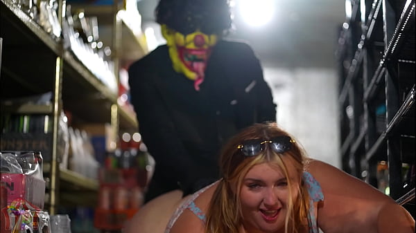 Miss Pink Plush Fucks Gibby The Clown At 7 -Eleven 