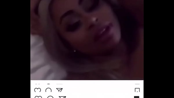 2276E2BF-509A-40DD-B976-468D601BB9BE.MOV 