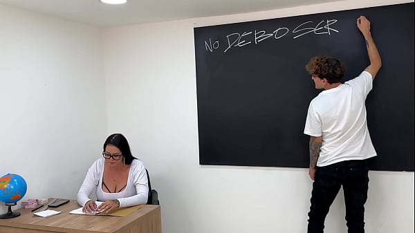 Spoiled Indisciplined Fuck And Creampie His Hot Teacher In Time, In The Classroom!