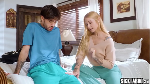 Sexy big tits MILF Sarah Vandella pulled out stepsons dick and swallowed it before hardcore rough sex and guy enjoyed her tight pussy and big boobs  