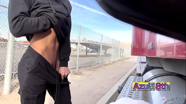 Jovencito de 18 a&ntilde;os  