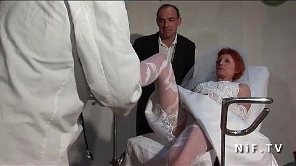 Amateur hairy french mature bride hard analized and fist fucked in 3way