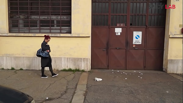 nynphomaniac manga girl sems frigid for seducing a guy