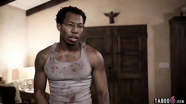 Teen could not see and got deceived by a gardener being a doctor