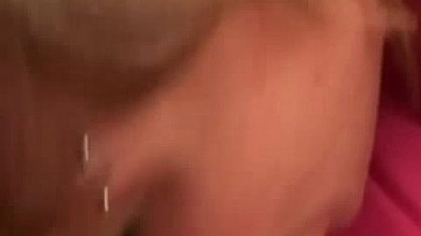 Cumswallowing retro analized skank  