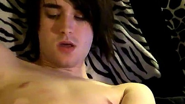 Gay porn Wanking Emo Aron Shares His Solo Fun  