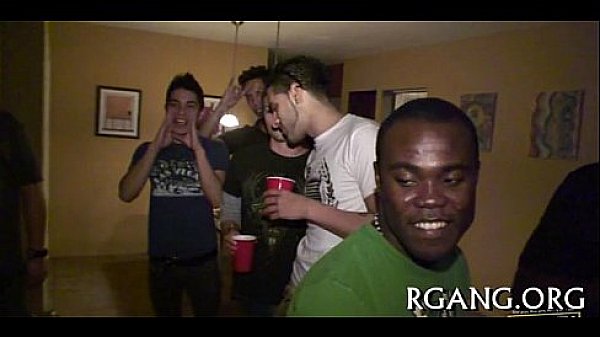 Sweethearts nailed in group