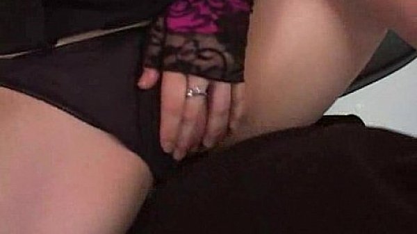 Jewel Bancroft giving some rocker girl head 