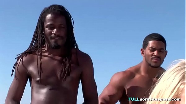 Hot interracial foursome