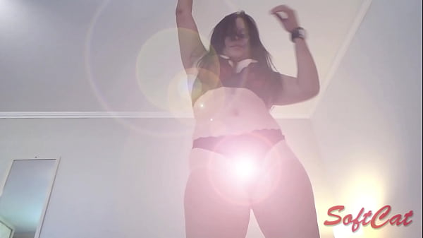 Baile caliente y sensual