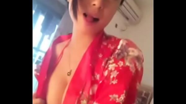 額額 黃可的視頻 .FLV