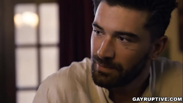 Chris Damned makes a move to get the sexual satisfaction 