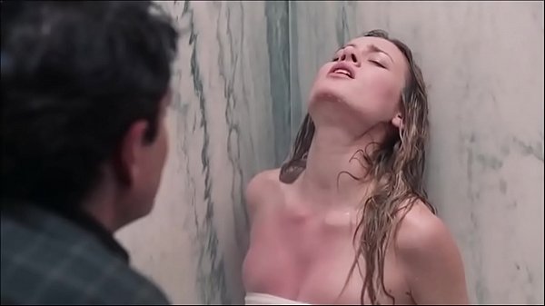 Brie Larson Has the sexiest scene ever