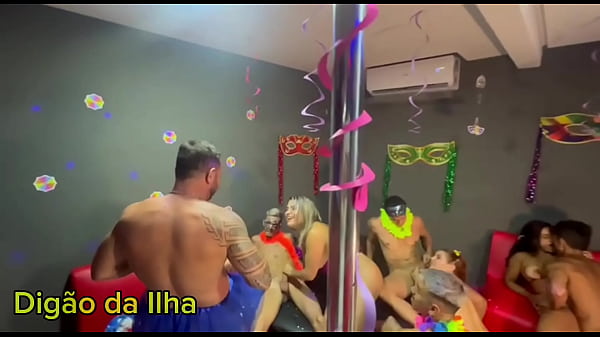Orgia de carnaval, com as mais putas de floripa