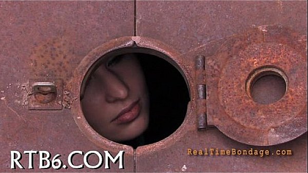 Lusty facial castigation for beauty