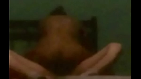 Morena D&aacute;ndome sentones  