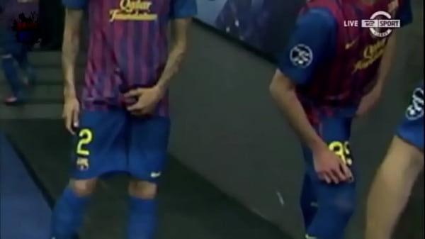 algo acontece nos cal&ccedil;&otilde;es do barcelona