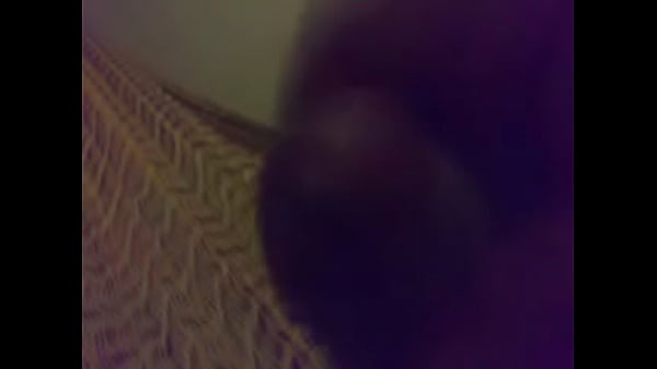 Tirandolo mi lechi muy espeza y rico