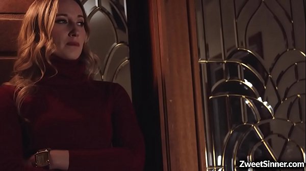 Hot valentines fuck with sexy babe Riley Reyes