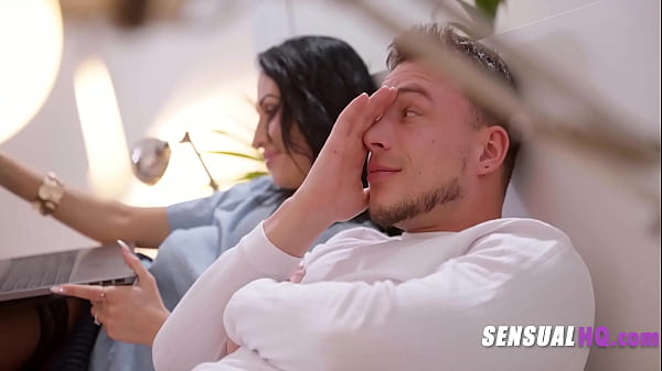 Wet Shirt Chesty Cougar In Heat  