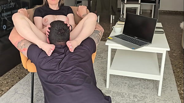 Masturbacion y Comida de Co&ntilde;o y Culo Hasta Chorrear !!! Hijastra Cachonda !!