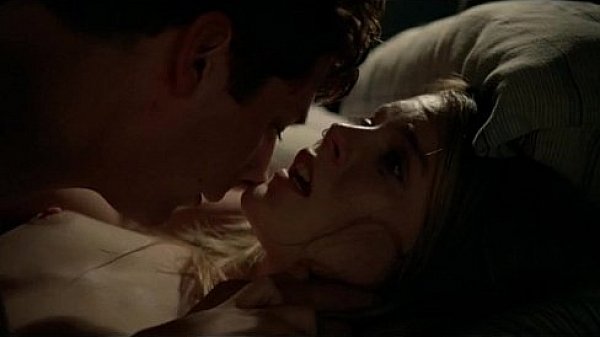 Emma Greenwell new nude scene in Shameless  