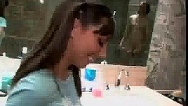 Milf  knows how to fuck