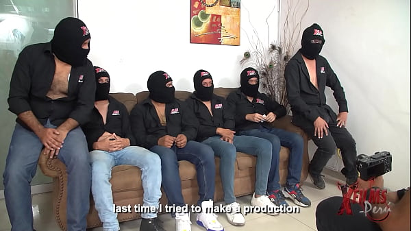 PERUANOS PASAN CASTING PORNO Y SE COGEN A RICAS EXTRANJERAS