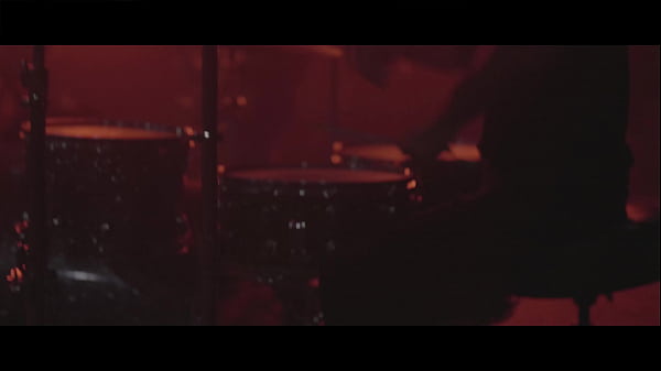 Majkelina Cat is staring in video of punkrock band Pipes and Pints  