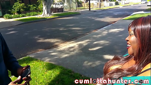 CUMLOTTA LUVS HER FANS - CLIP I