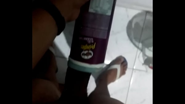 homemade ass with a tube of Pringles part 2  