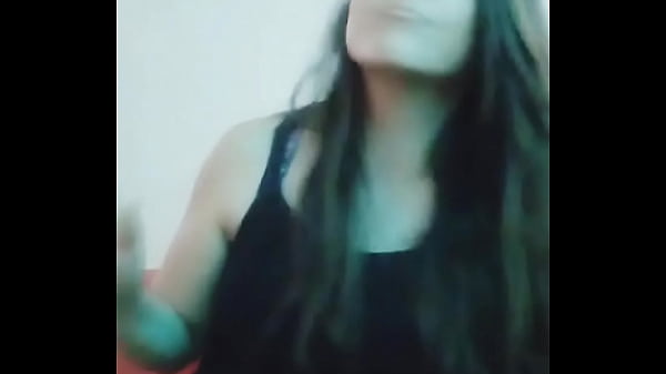 Artista arrecha despu&eacute;s de tanto tiempo, folla desesperada despu&eacute;s de cantar. Se nota en sus gemidos.y sus cabalgata .