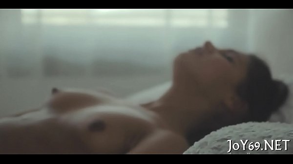 Solo cutie shoves fingers in vag