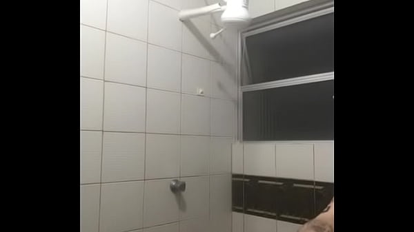 Punhetando at&eacute; gozar Paulo Furlan