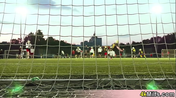 Its free use fuck day in the stadium and we choose this pretty blonde waitress