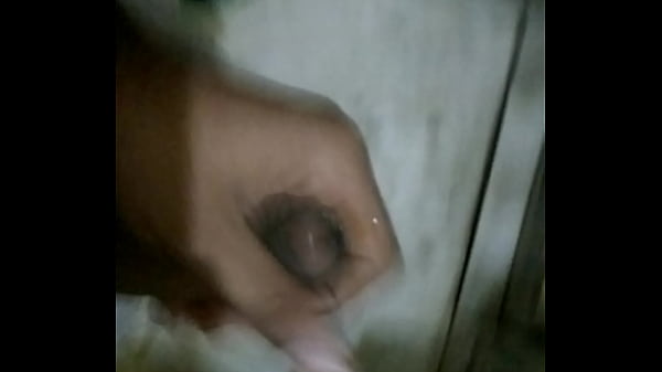 Single Delhi boy masterbation in toilet