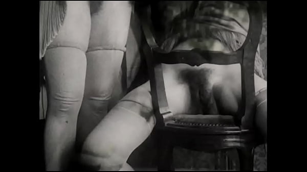 Vintage Seaside Nudes 