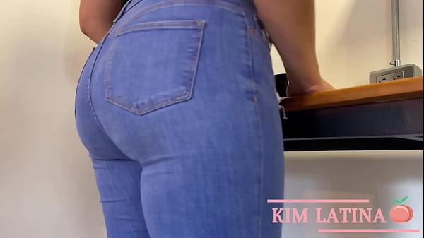 ME LE VINE ADENTRO DOS VECES a una CAJERA DEL WALMART que conoci la semana pasada despues de un cafecito