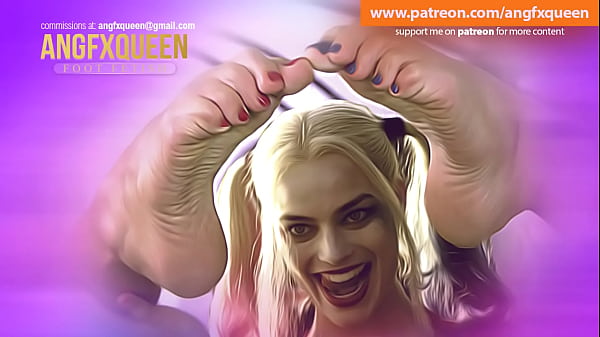 Harley Quinn soles toes 